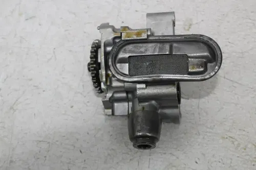 04-07 HONDA SHADOW AERO 750 ENGINE WATER OIL PUMP