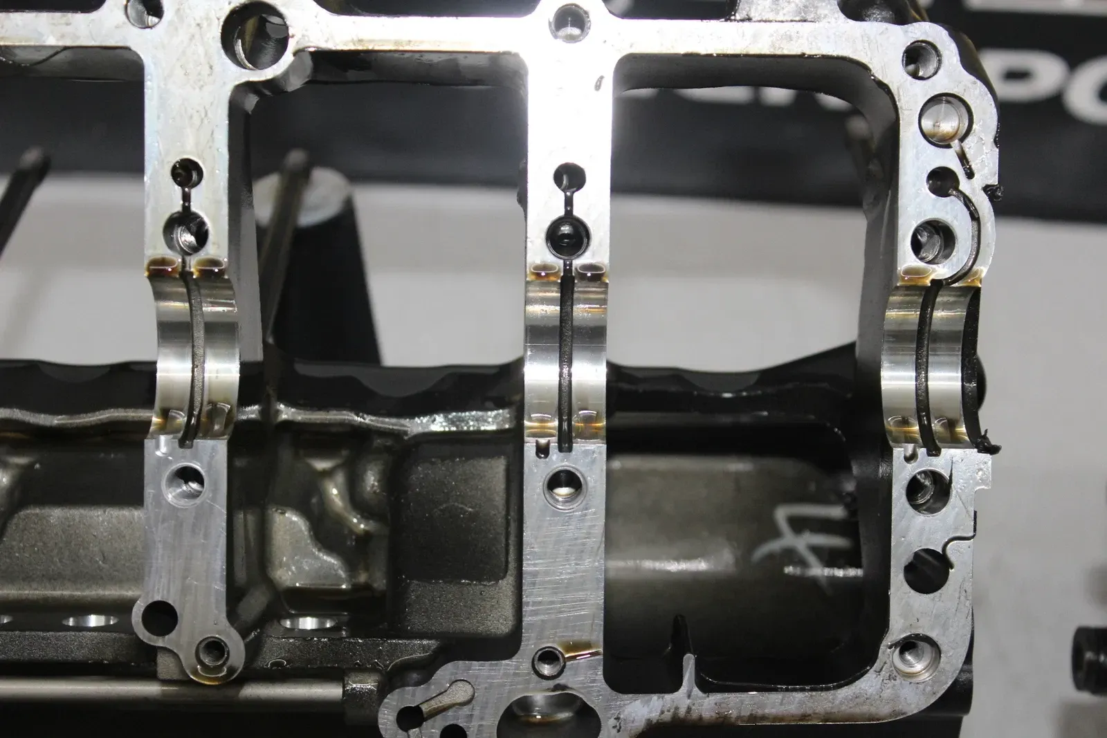 04-06 YAMAHA YZF R1 ENGINE MOTOR CRANKCASE CRANK CASES BLOCK