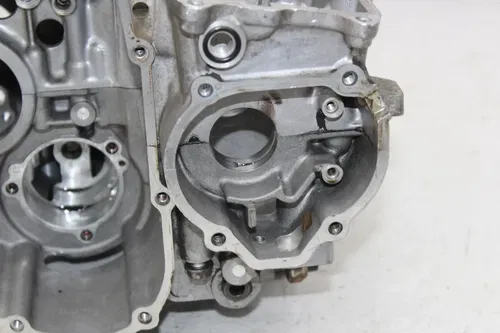 96-03 KAWASAKI ZX750 ENGINE MOTOR CRANKCASE CRANK CASES BLOCK