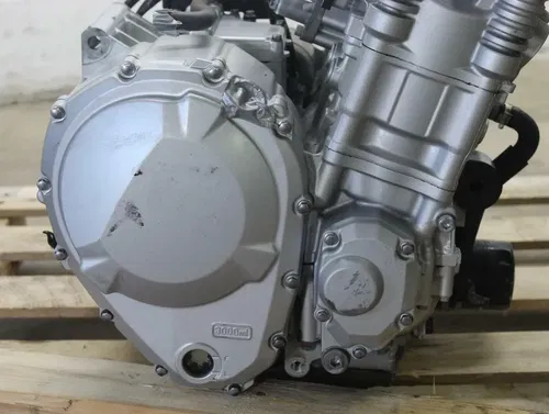07-09 SUZUKI BANDIT 1250S GSF1250SA ABS ENGINE MOTOR CASES HEAD STRONG RUNNER