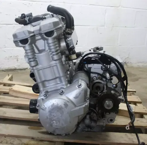 07-09 SUZUKI BANDIT 1250S GSF1250SA ABS ENGINE MOTOR CASES HEAD STRONG RUNNER