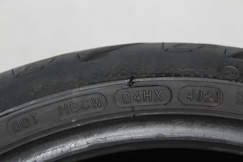 MICHELIN POWER 120/70 ZR 17 2CT FRONT TIRE (TREAD:5/32NDS)