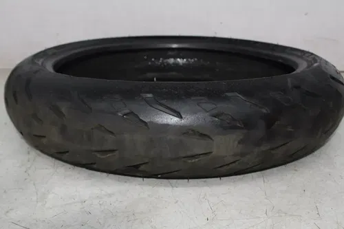 MICHELIN POWER 120/70 ZR 17 2CT FRONT TIRE (TREAD:5/32NDS)