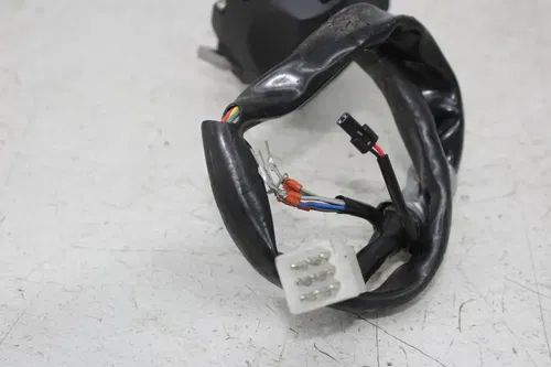 20-23 KTM DUKE 890  LEFT CLIP ON HANDLE HORN SIGNALS SWITCH SWITCHES (PLUG)