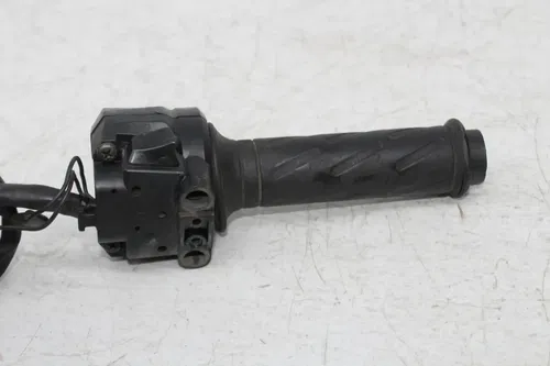 05-06 SUZUKI GSXR1000 LEFT RIGHT CONTROL SWITCH SWITCHES ON OFF TURN SIGNAL