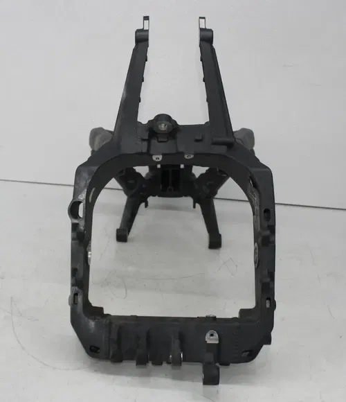 06-12 TRIUMPH DAYTONA 675 FRAME CHASSIS STPSS (STRAIGHT)