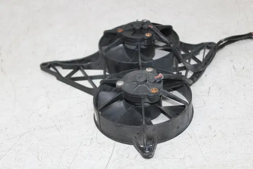 04-05 HARLEY-DAVIDSON V-ROD VRSCB ENGINE RADIATOR COOLING FAN FANS SET PAIR