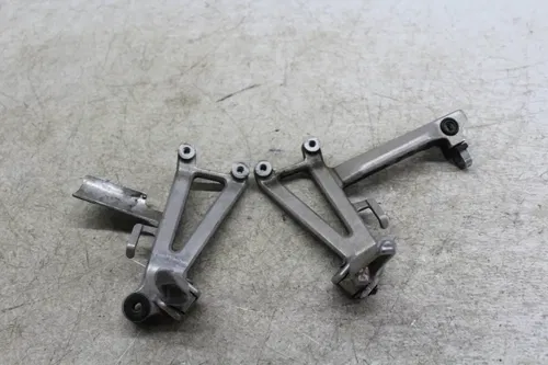 1995-1998 HONDA CBR600F3 REAR BACK PASSENGER PEG SET PAIR LEFT RIGHT