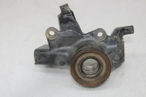 15-17 CAN-AM MAVERICK 1000R TURBO FRONT LEFT AXLE CARRIER SPINDLE