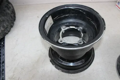 01-05 YAMAHA RAPTOR 660 REAR WHEELS RIMS PAIR 10IN DIA