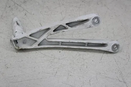 07-08 HONDA CBR600RR REAR BACK PASSENGER PEG SET PAIR
