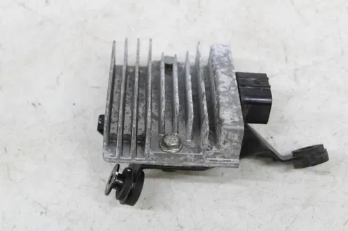21 KAWASAKI ER400 RECTIFIER VOLTAGE REGULATOR