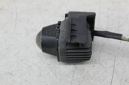 22-24 YAMAHA YZF R7 RUNNING PILOT FRONT LIGHT (DAMAGE)