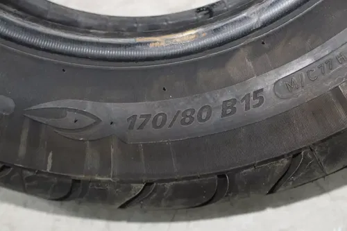 MICHELIN COMMANDER II 170/80 B15 M/C 77H REAR BACK TIRE (TREAD:7/32NDS)