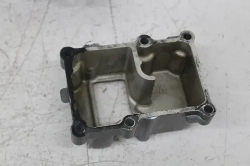 06-07 SUZUKI GSXR600 ENGINE PARTS TIMING CHAIN GUIDE HEAT EXCHANGER