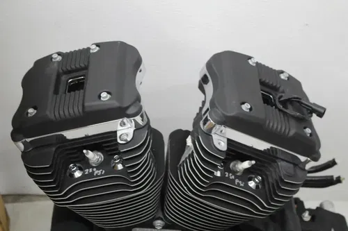 07-20 HARLEY-DAVIDSON SPORTSTER XL1200 CUSTOM ENGINE MOTOR HEAD CASES *TESTED*