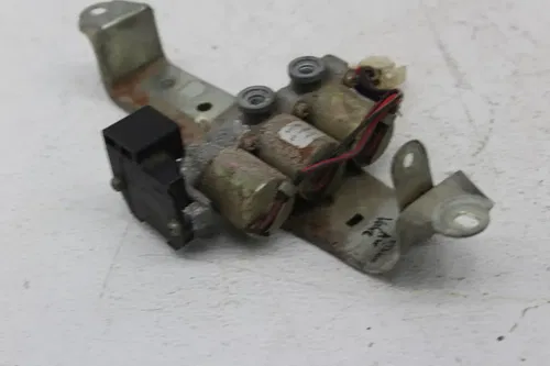 83-85 YAMAHA VENTURE ROYALE XVZ1200D AIR PRESSURE SENSOR VALVE SOLENOID