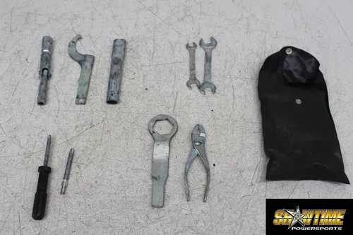 01-05 YAMAHA FZ1 STOCK TOOLS OEM TOOL BAG KIT SET