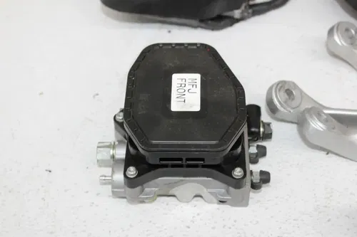 2012 HONDA CBR1000RR ABS PARTS PUMP UNIT VALVEREAR PASSENGER PEG ABS PUMP UNIT