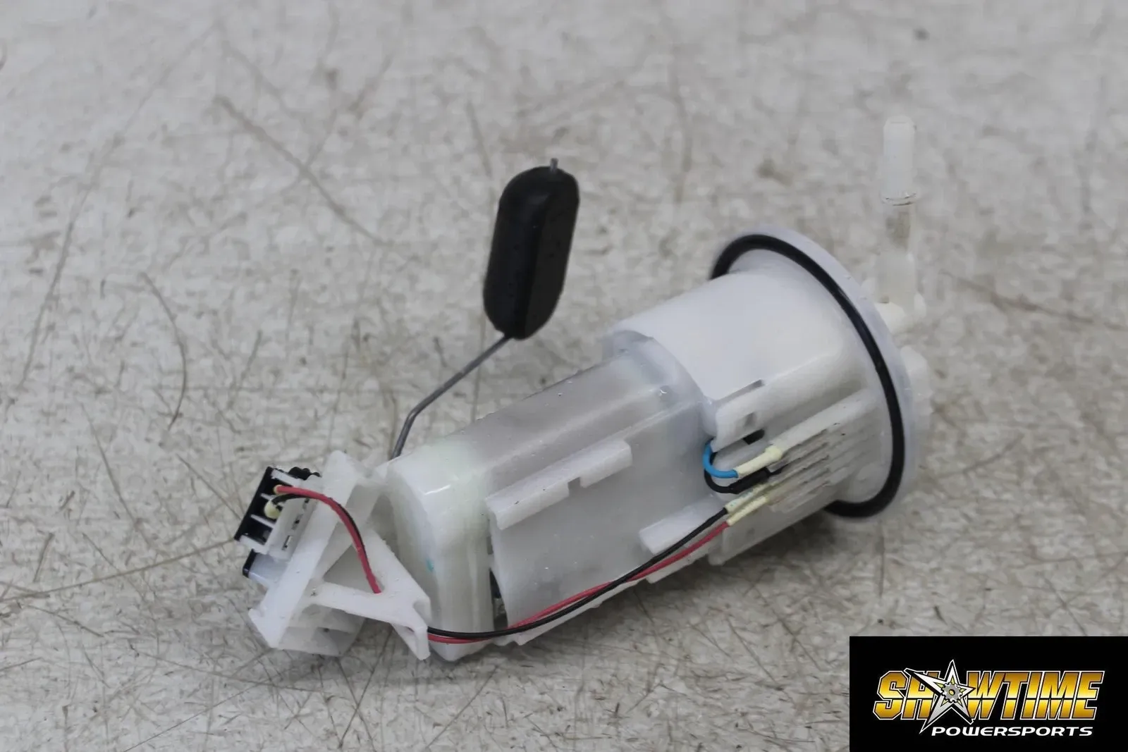 24 SUZUKI GSX-8R FUEL PUMP GAS PETROL SENDER UNIT