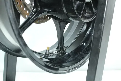 17-23 SUZUKI GSXR1000 REAR WHEEL BACK RIM (STRAIGHT)