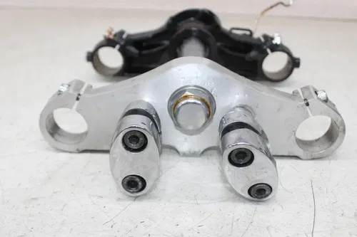 08 KAWASAKI VULCAN 1500 VN1500 FRONT UPPER LOWER FORKS CLAMP TRIPLE TREE STEM