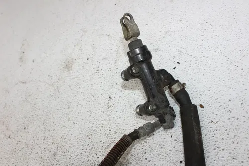 1986 KAWASAKI NINJA 600R ZX600A REAR BRAKE CALIPER MASTER REARSET