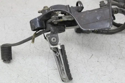 87 YAMAHA FZ700 RIGHT REARSET REAR SET DRIVER FOOT PEG REST STOP BRAKE CALIPER