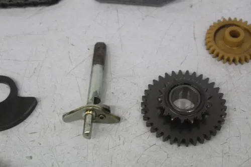 12-16 Can-am Spyder Rs Roadster engine motor Parts Hardware gear gears oil pump