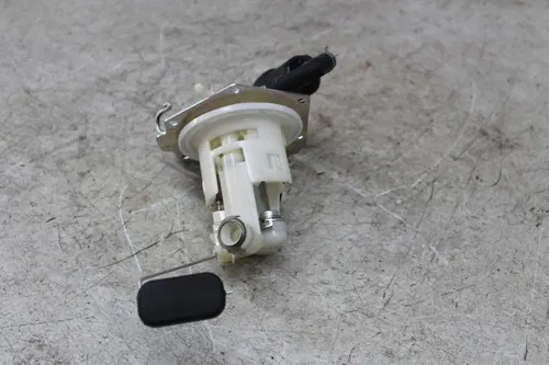 15-18 HONDA CB300F ABS FUEL PUMP GAS PETROL SENDER UNIT