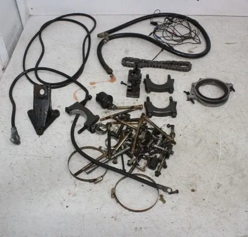 92 WELLCRAFT Eclipse 186 19' ENGINE MOTOR PARTS HARDWARE