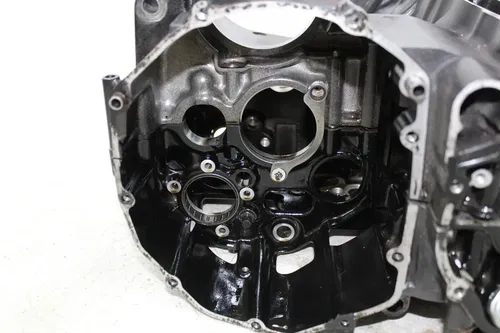 88 SUZUKI KATANA 1100 GSX1100F ENGINE MOTOR CRANKCASE CRANK CASES BLOCK