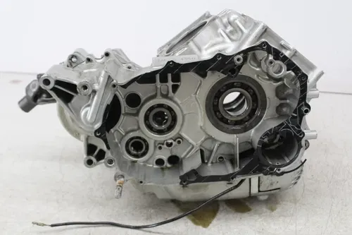 92 YAMAHA VIRAGO 750 XV750 ENGINE MOTOR CRANKCASE CRANK CASES BLOCK