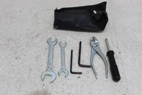 06-15 SUZUKI BOULEVARD M109R STOCK TOOLS OEM TOOL BAG KIT SET