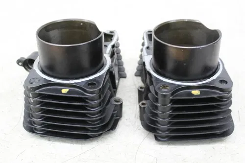 00 SUZUKI MARAUDER 800 VZ800 FRONT REAR ENGINE MOTOR CYLINDER JUG BLOCK PISTONS