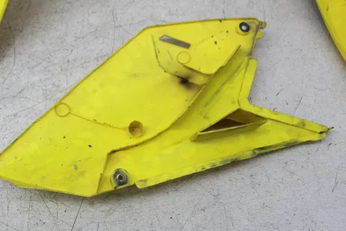 07-09 SUZUKI RMZ250 FRONT WHEEL LEFT RIGHT SIDE FENDER COWL FAIRING KIT (READ)