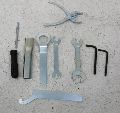 19-23 KAWASAKI Z400 ER400 ABS STOCK TOOLS OEM TOOL BAG KIT SET