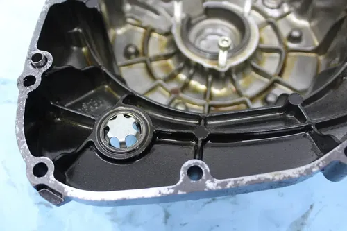 2007 YAMAHA V STAR 1300 XVS1300A STATOR MAGNETO ALTERNATOR GENERATOR COVER