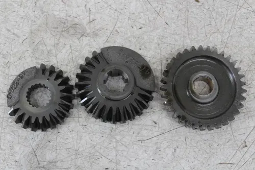 85-92 SUZUKI QUADRUNNER 250 LT250 2X4 ONE WAY GEAR