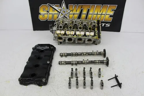 04 TRIUMPH DAYTONA 600 ENGINE TOP END CYLINDER HEAD CAMS VALVES COVER