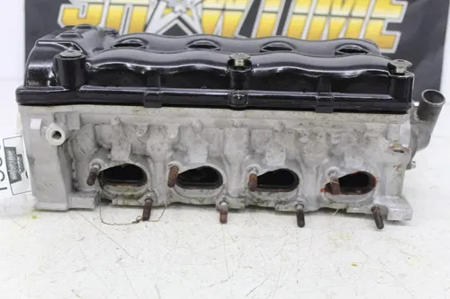 04 TRIUMPH DAYTONA 600 ENGINE TOP END CYLINDER HEAD CAMS VALVES COVER