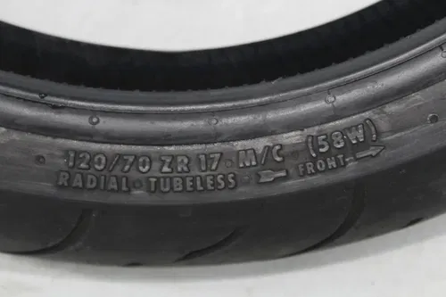 CONTINENTAL CONTIMOTION 120/70 ZR 17 M/C (58W) FRONT TIRE (TREAD:5/32NDS)
