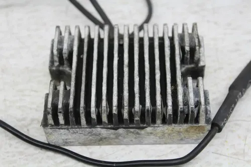 90-99 HARLEY-DAVIDSON FATBOY FLSTF RECTIFIER VOLTAGE REGULATOR