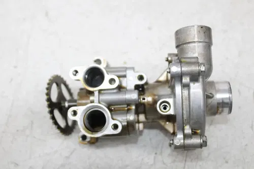11-13 YAMAHA FZ8 ENGINE MOTOR WATER OIL PUMP
