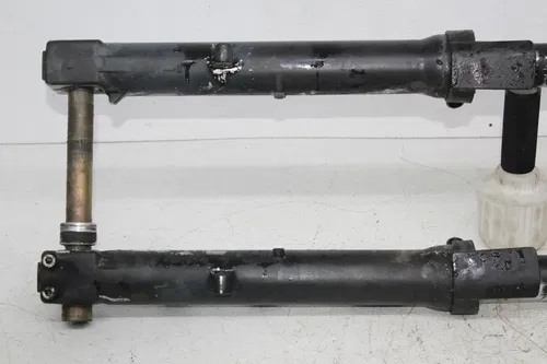 98-04 TRIUMPH SPRINT 955 FRONT END FORKS TRIPLE TREE CLAMP FORK TUBES STRAIGHT
