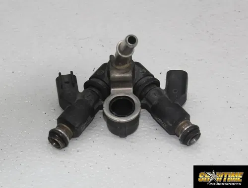 00-06 HARLEY-DAVIDSON DYNA WIDE GLIDE FXDWGI MAIN PRIMARY GAS FUEL INJECTOR RAIL