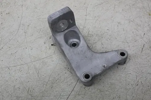 19 POLARIS SLINGSHOT SL ENGINE MOTOR MOUNT STAY BRACKETS