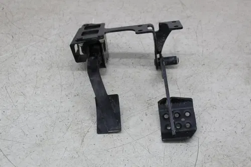 21-23 POLARIS RZR TRAIL S 1000 PREMIUM GAS ACCELERATION BRAKE PEDAL ASSEMBLY