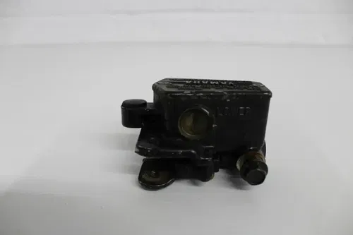 1989 YAMAHA FZR600 HYDRAULIC CLUTCH MASTER CYLINDER
