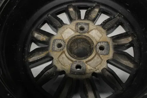 17 YAMAHA YXZ1000R SS EPS FRONT WHEEL RIM